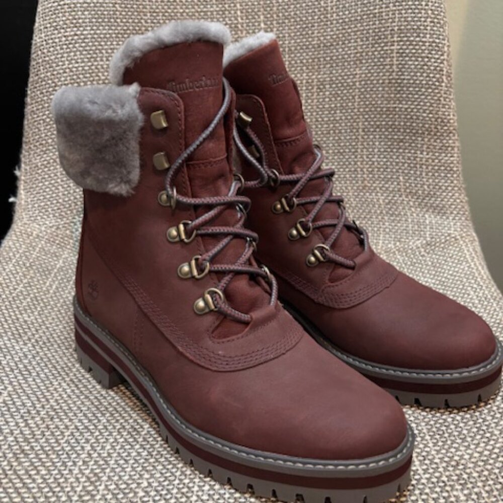 Timberland Women's Courmayeur Valley 6" Waterproof Suede Boots A2DUM Size 8.5